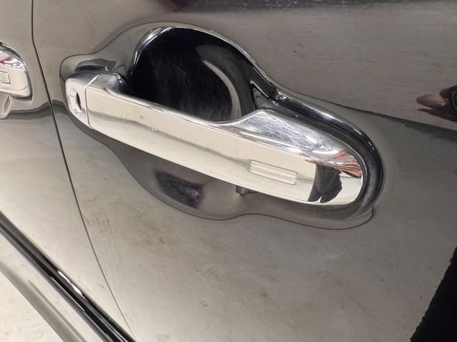 ノア ハイブリッドＳｉ　ダブルバイビーＩＩ　純正９インチナビ　フリップダウンモニター　両側Ｐスラドア　クリアランスソナー　クルコン　ＥＴＣ　Ｂカメラ　シートヒーター　ドラレコ　ハーフレザー　純正１６インチＡＷ　レーンアシスト　衝突軽減ブレーキ（61枚目）