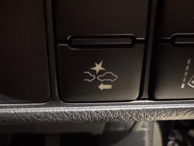 カローラフィールダー ハイブリッドG 純正ナビ ETC レーンアシスト 衝突軽減ブレーキ オートハイビーム テレビ Bluetooth 社外15インチAW ステアリングリモコン オートライト オートエアコン ライトレベライザー(11枚目)