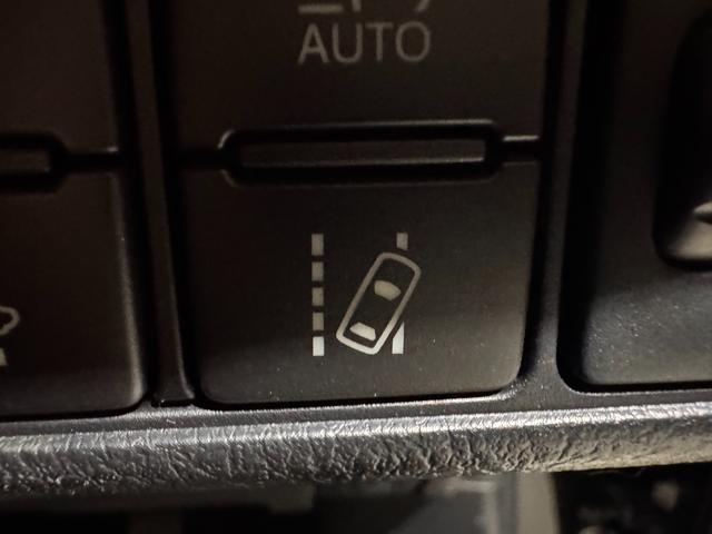 カローラフィールダー ハイブリッドG 純正ナビ ETC レーンアシスト 衝突軽減ブレーキ オートハイビーム テレビ Bluetooth 社外15インチAW ステアリングリモコン オートライト オートエアコン ライトレベライザー(12枚目)