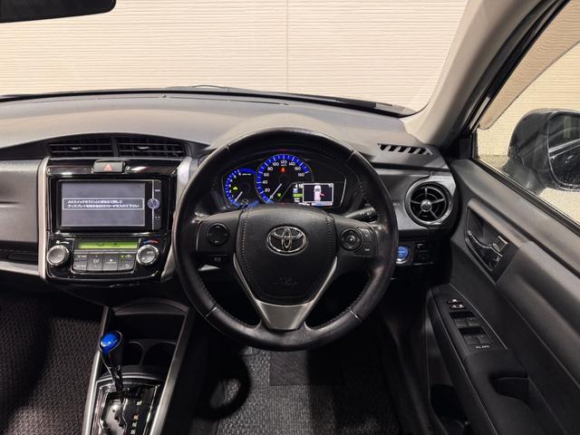 カローラフィールダー ハイブリッドG 純正ナビ ETC レーンアシスト 衝突軽減ブレーキ オートハイビーム テレビ Bluetooth 社外15インチAW ステアリングリモコン オートライト オートエアコン ライトレベライザー(19枚目)