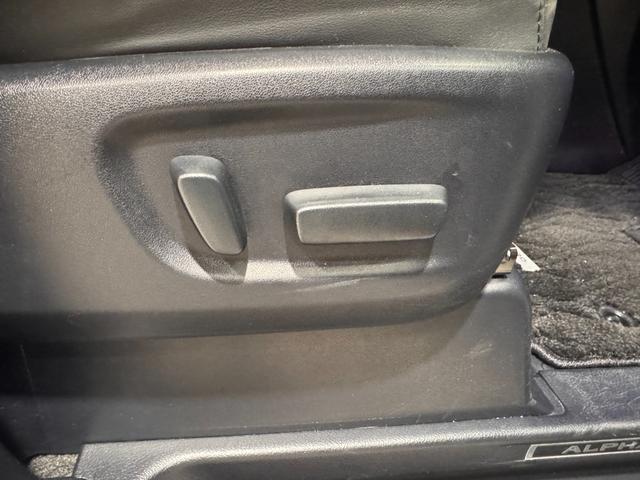 アルファード ２．５Ｓ　Ｃパッケージ　サンルーフ　純正ナビ　シートヒーターベンチレーション　デジタルインナーミラー　ＢＳＭ　クリアランスソナー　ＥＴＣ　Ｂカメラ　アダプティブクルコン　両側Ｐスラドア　レーンアシスト　　純正１８インチＡＷ（27枚目）