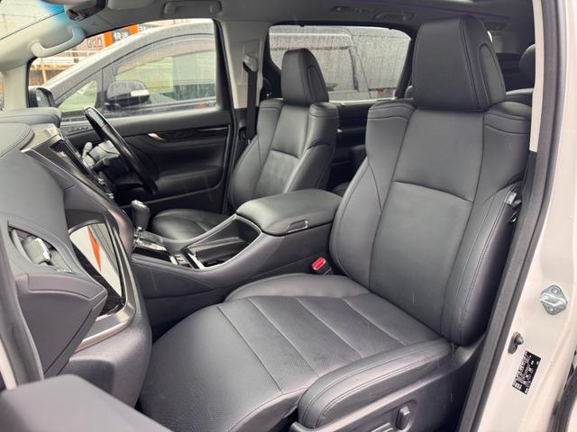 アルファード ２．５Ｓ　Ｃパッケージ　サンルーフ　純正ナビ　シートヒーターベンチレーション　デジタルインナーミラー　ＢＳＭ　クリアランスソナー　ＥＴＣ　Ｂカメラ　アダプティブクルコン　両側Ｐスラドア　レーンアシスト　　純正１８インチＡＷ（36枚目）