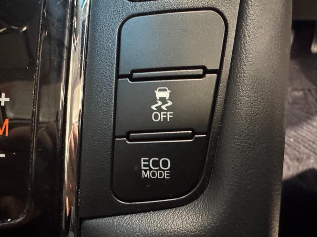 アルファード ２．５Ｓ　Ｃパッケージ　サンルーフ　純正ナビ　シートヒーターベンチレーション　デジタルインナーミラー　ＢＳＭ　クリアランスソナー　ＥＴＣ　Ｂカメラ　アダプティブクルコン　両側Ｐスラドア　レーンアシスト　　純正１８インチＡＷ（68枚目）