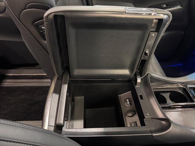アルファード ２．５Ｓ　Ｃパッケージ　サンルーフ　純正ナビ　シートヒーターベンチレーション　デジタルインナーミラー　ＢＳＭ　クリアランスソナー　ＥＴＣ　Ｂカメラ　アダプティブクルコン　両側Ｐスラドア　レーンアシスト　　純正１８インチＡＷ（76枚目）