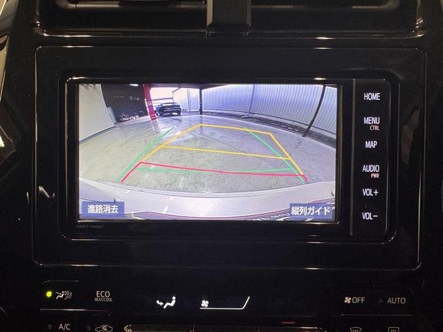 プリウス Ｓセーフティプラス　デイライト付きフルエアロ　純正ナビ　アダプティブクルコン　ＥＴＣ　Ｂカメラ　クリアランスソナー　ドライブレコーダー　レーンアシスト　パーキングアシスト　衝突軽減ブレーキ　純正１５インチＡＷ（9枚目）