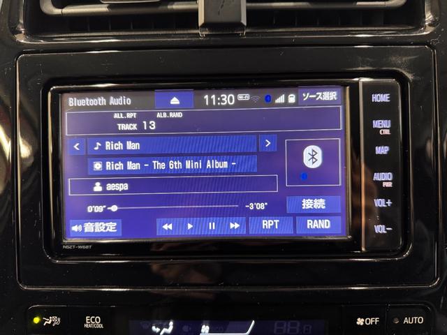 プリウス Ｓセーフティプラス　デイライト付きフルエアロ　純正ナビ　アダプティブクルコン　ＥＴＣ　Ｂカメラ　クリアランスソナー　ドライブレコーダー　レーンアシスト　パーキングアシスト　衝突軽減ブレーキ　純正１５インチＡＷ（11枚目）