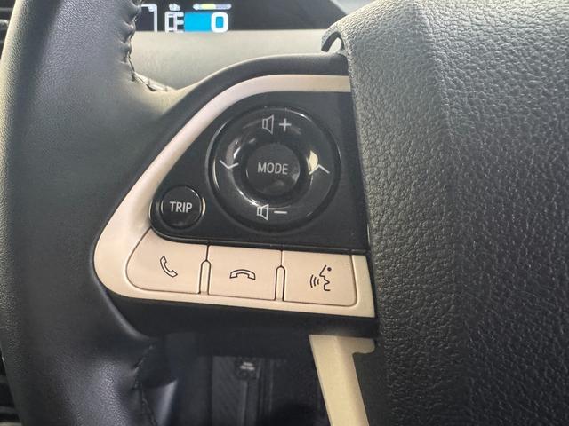 プリウス Ｓセーフティプラス　デイライト付きフルエアロ　純正ナビ　アダプティブクルコン　ＥＴＣ　Ｂカメラ　クリアランスソナー　ドライブレコーダー　レーンアシスト　パーキングアシスト　衝突軽減ブレーキ　純正１５インチＡＷ（50枚目）