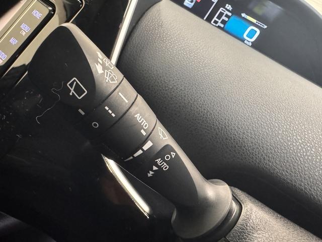 プリウス Ｓセーフティプラス　デイライト付きフルエアロ　純正ナビ　アダプティブクルコン　ＥＴＣ　Ｂカメラ　クリアランスソナー　ドライブレコーダー　レーンアシスト　パーキングアシスト　衝突軽減ブレーキ　純正１５インチＡＷ（52枚目）