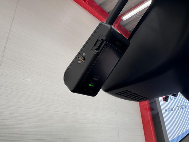プロボックス ハイブリッドＤＸ　コンフォート　純正ナビ　ドライブレコーダー　ＥＴＣ　レーンアシスト　衝突軽減ブレーキ　ＵＳＢ　アクセサリーコンセント　テレビ　オートハイビーム　フルフラット　キーレスキー　横滑り防止（11枚目）