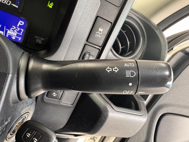 プロボックス ハイブリッドＤＸ　コンフォート　純正ナビ　ドライブレコーダー　ＥＴＣ　レーンアシスト　衝突軽減ブレーキ　ＵＳＢ　アクセサリーコンセント　テレビ　オートハイビーム　フルフラット　キーレスキー　横滑り防止（46枚目）