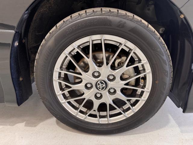 ヴォクシー ハイブリッドＺＳ　煌ＩＩ　ＡＬＰＩＮＥ１０インチナビ　フリップダウンモニター　デジタルインナーミラー　両側Ｐスラドア　ＥＴＣ　バックカメラ　レーンアシスト　衝突軽減ブレーキ　オートハイビーム　純正１６インチＡＷ（40枚目）