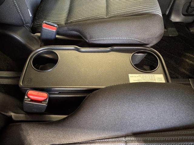 ヴォクシー ハイブリッドＺＳ　煌ＩＩ　ＡＬＰＩＮＥ１０インチナビ　フリップダウンモニター　デジタルインナーミラー　両側Ｐスラドア　ＥＴＣ　バックカメラ　レーンアシスト　衝突軽減ブレーキ　オートハイビーム　純正１６インチＡＷ（53枚目）