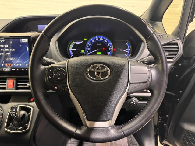 ノア ハイブリッドG ALPINE9インチナビ フリップダウンモニター ETC Bカメラ 両側Pスラドア クルーズコントロール シートヒーター Bluetooth フルセグTV 純正15インチAW LEDヘッドライト(7枚目)