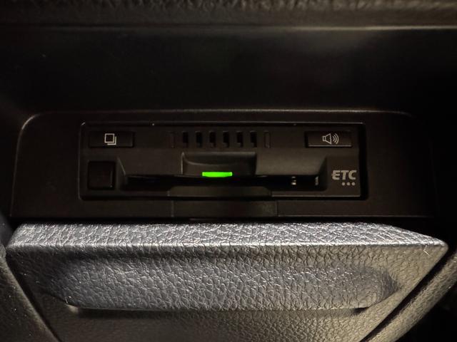 ノア ハイブリッドG ALPINE9インチナビ フリップダウンモニター ETC Bカメラ 両側Pスラドア クルーズコントロール シートヒーター Bluetooth フルセグTV 純正15インチAW LEDヘッドライト(13枚目)