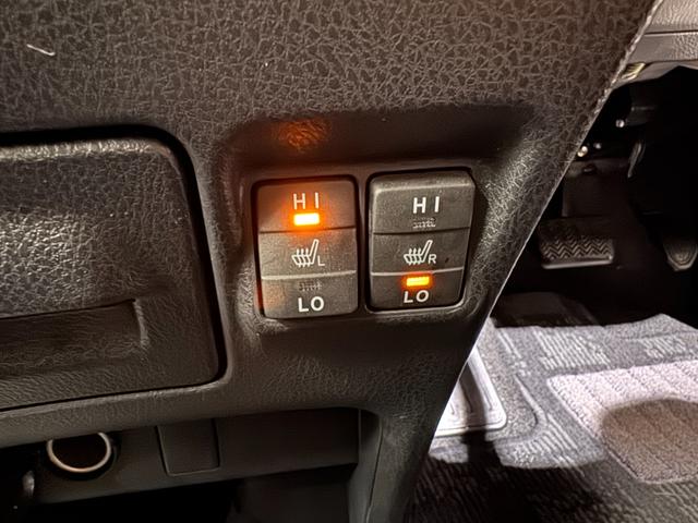 ノア ハイブリッドG ALPINE9インチナビ フリップダウンモニター ETC Bカメラ 両側Pスラドア クルーズコントロール シートヒーター Bluetooth フルセグTV 純正15インチAW LEDヘッドライト(15枚目)