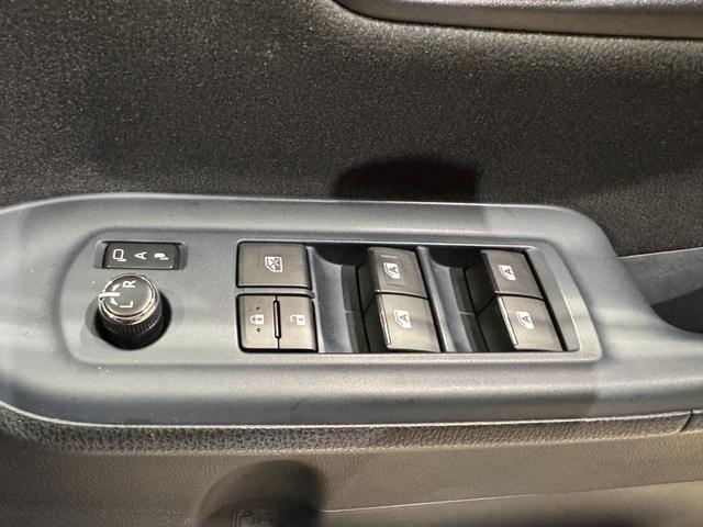 ノア ハイブリッドG ALPINE9インチナビ フリップダウンモニター ETC Bカメラ 両側Pスラドア クルーズコントロール シートヒーター Bluetooth フルセグTV 純正15インチAW LEDヘッドライト(46枚目)