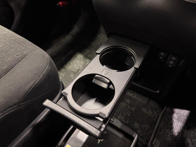 ノア ハイブリッドG ALPINE9インチナビ フリップダウンモニター ETC Bカメラ 両側Pスラドア クルーズコントロール シートヒーター Bluetooth フルセグTV 純正15インチAW LEDヘッドライト(62枚目)