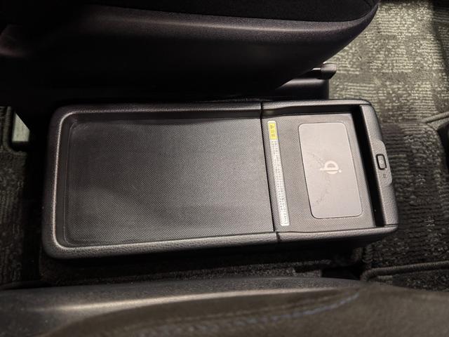 ノア ハイブリッドG ALPINE9インチナビ フリップダウンモニター ETC Bカメラ 両側Pスラドア クルーズコントロール シートヒーター Bluetooth フルセグTV 純正15インチAW LEDヘッドライト(64枚目)