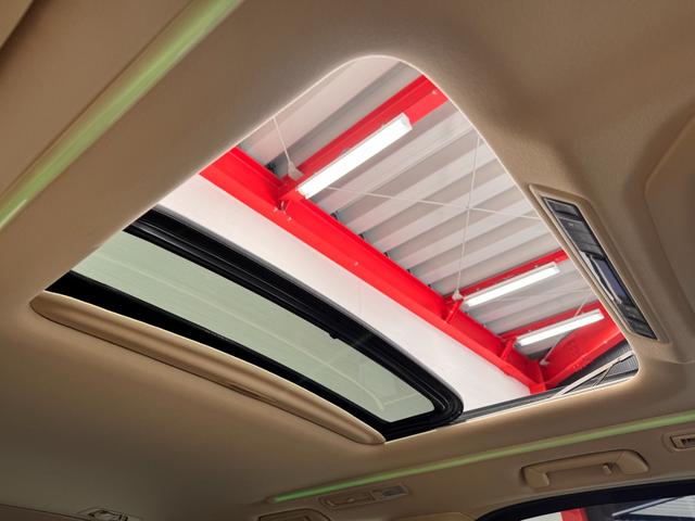 ヴェルファイア 2.5X 8人乗り モデリスタエアロ サンルーフ ALPINEナビ フリップダウンモニター Bカメラ ETC 両側Pスラドア クリアランスソナー クルーズコントロール 衝突軽減ブレーキ 社外17インチAW(4枚目)