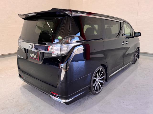 ヴェルファイア 2.5X 8人乗り モデリスタエアロ サンルーフ ALPINEナビ フリップダウンモニター Bカメラ ETC 両側Pスラドア クリアランスソナー クルーズコントロール 衝突軽減ブレーキ 社外17インチAW(8枚目)