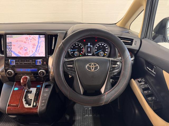 ヴェルファイア 2.5X 8人乗り モデリスタエアロ サンルーフ ALPINEナビ フリップダウンモニター Bカメラ ETC 両側Pスラドア クリアランスソナー クルーズコントロール 衝突軽減ブレーキ 社外17インチAW(30枚目)