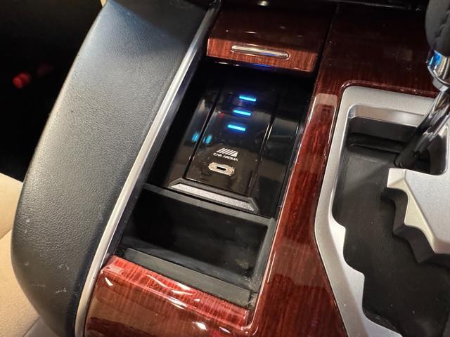 ヴェルファイア 2.5X 8人乗り モデリスタエアロ サンルーフ ALPINEナビ フリップダウンモニター Bカメラ ETC 両側Pスラドア クリアランスソナー クルーズコントロール 衝突軽減ブレーキ 社外17インチAW(65枚目)