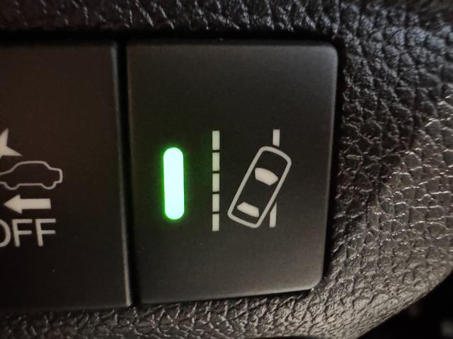 フリードハイブリッド ハイブリッド・EX 純正ナビ ETC Bカメラ 両側Pスラドア シートヒーター ハーフレザー クルーズコントロール 衝突軽減ブレーキ ウォークスルー 純正15インチAW LEDヘッドライト ステリモ Bluetooth(17枚目)