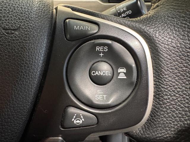 フリードハイブリッド ハイブリッド・EX 純正ナビ ETC Bカメラ 両側Pスラドア シートヒーター ハーフレザー クルーズコントロール 衝突軽減ブレーキ ウォークスルー 純正15インチAW LEDヘッドライト ステリモ Bluetooth(19枚目)