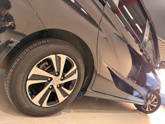 フリードハイブリッド ハイブリッド・EX 純正ナビ ETC Bカメラ 両側Pスラドア シートヒーター ハーフレザー クルーズコントロール 衝突軽減ブレーキ ウォークスルー 純正15インチAW LEDヘッドライト ステリモ Bluetooth(39枚目)