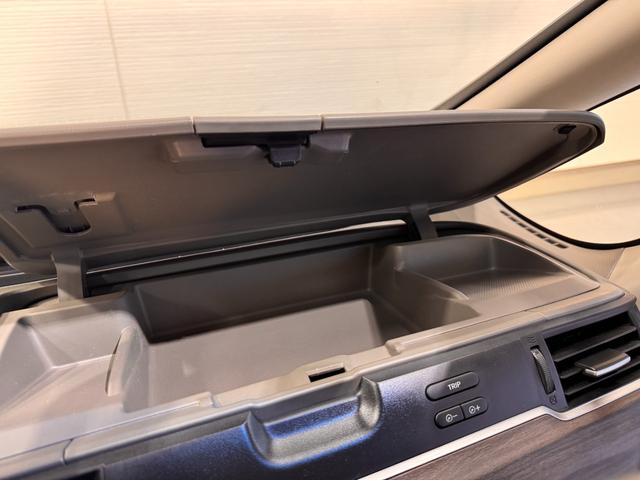 フリードハイブリッド ハイブリッド・EX 純正ナビ ETC Bカメラ 両側Pスラドア シートヒーター ハーフレザー クルーズコントロール 衝突軽減ブレーキ ウォークスルー 純正15インチAW LEDヘッドライト ステリモ Bluetooth(62枚目)