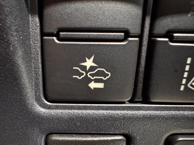 ヴォクシー ハイブリッドV ワンオーナー 純正9インチナビ 後席モニター 両側Pスラドア クルコン クリアランスソナー Bカメラ ETC2.0 ドラレコ シートヒーター レーンアシスト 衝突軽減 1500給電 純正15インチAW(22枚目)