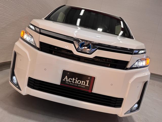 ヴォクシー ハイブリッドV ワンオーナー 純正9インチナビ 後席モニター 両側Pスラドア クルコン クリアランスソナー Bカメラ ETC2.0 ドラレコ シートヒーター レーンアシスト 衝突軽減 1500給電 純正15インチAW(42枚目)