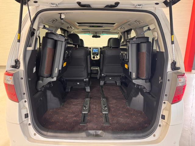 アルファード ２４０Ｓ　タイプゴールド　サンルーフ　純正ナビ　両側Ｐスラドア　ＥＴＣ　Ｂカメラ　ハーフレザーシート　クルーズコントロール　クリアランスソナー　パワーバックドア　Ｂｌｕｅｔｏｏｔｈ　フルセグＴＶ　横滑り防止（30枚目）