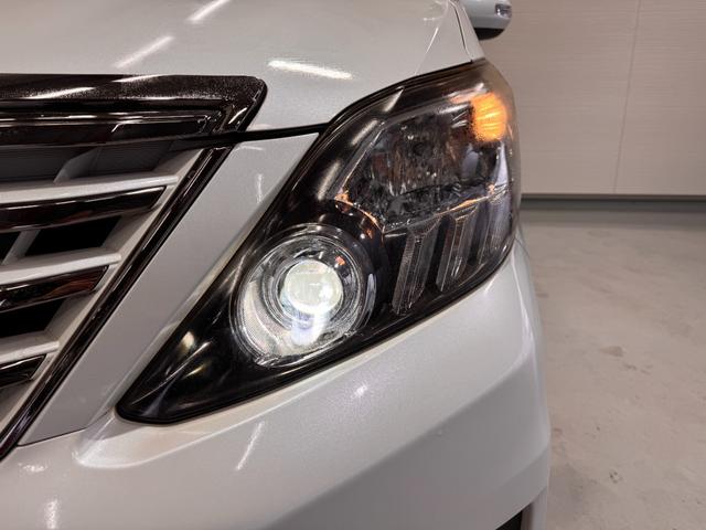 アルファード ２４０Ｓ　タイプゴールド　サンルーフ　純正ナビ　両側Ｐスラドア　ＥＴＣ　Ｂカメラ　ハーフレザーシート　クルーズコントロール　クリアランスソナー　パワーバックドア　Ｂｌｕｅｔｏｏｔｈ　フルセグＴＶ　横滑り防止（33枚目）