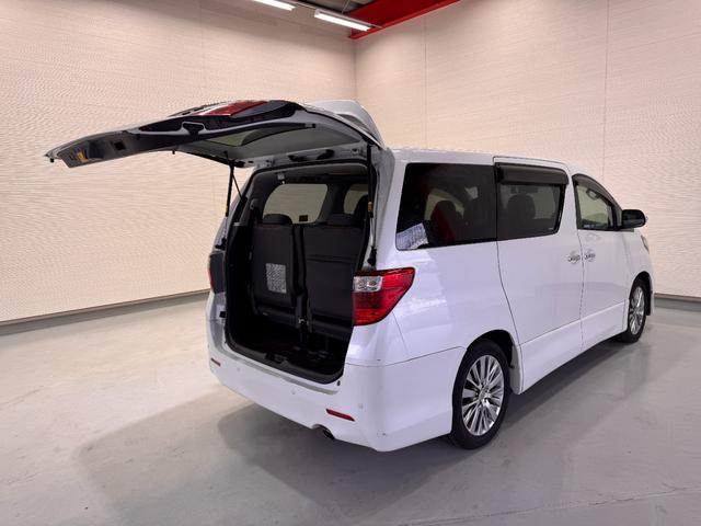 アルファード ２４０Ｓ　タイプゴールド　サンルーフ　純正ナビ　両側Ｐスラドア　ＥＴＣ　Ｂカメラ　ハーフレザーシート　クルーズコントロール　クリアランスソナー　パワーバックドア　Ｂｌｕｅｔｏｏｔｈ　フルセグＴＶ　横滑り防止（46枚目）