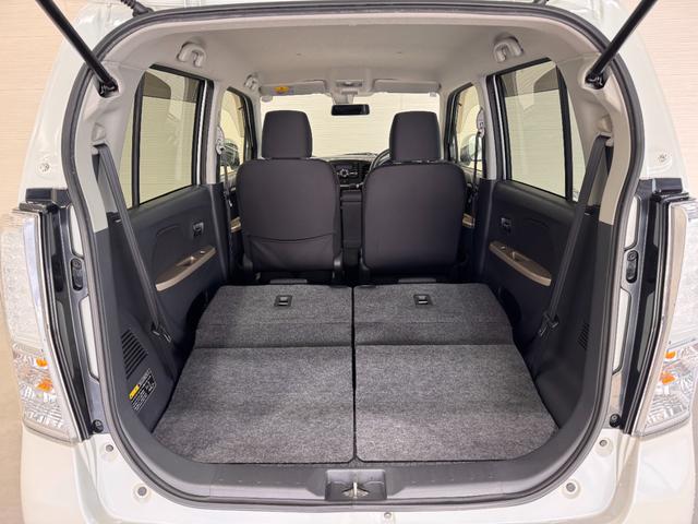 ワゴンＲスティングレー Ｊスタイル　衝突軽減ブレーキ　両席シートヒーター　アイドリングストップ　横滑り防止　オーディオ　ＣＤ　ステアリングリモコン　オートエアコン　プッシュスタート　スマートキー　ＨＩＤヘッドライト　フォグランプ（27枚目）