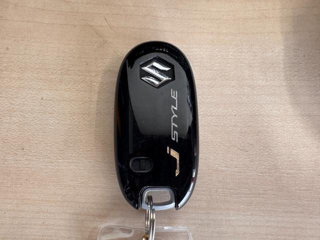 ワゴンＲスティングレー Ｊスタイル　衝突軽減ブレーキ　両席シートヒーター　アイドリングストップ　横滑り防止　オーディオ　ＣＤ　ステアリングリモコン　オートエアコン　プッシュスタート　スマートキー　ＨＩＤヘッドライト　フォグランプ（57枚目）