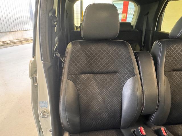 Ｎ－ＷＧＮカスタム Ｇ　ＳＳパッケージ　純正ナビ　Ｂカメラ　ＥＴＣ　クルーズコントロール　ＣＴＢＡ　ハーフレザーシート　純正１４インチアルミホイール　ＨＩＤヘッドライト　Ｂｌｕｅｔｏｏｔｈ　テレビ　横滑り防止　フォグランプ（17枚目）