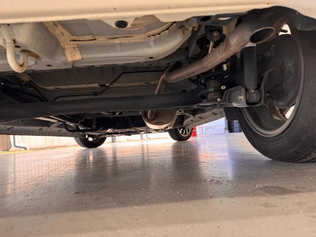 Ｎ－ＷＧＮカスタム Ｇ　ＳＳパッケージ　純正ナビ　Ｂカメラ　ＥＴＣ　クルーズコントロール　ＣＴＢＡ　ハーフレザーシート　純正１４インチアルミホイール　ＨＩＤヘッドライト　Ｂｌｕｅｔｏｏｔｈ　テレビ　横滑り防止　フォグランプ（41枚目）