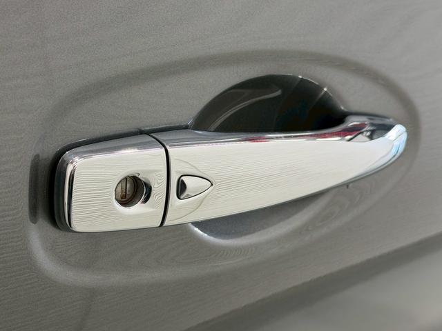 エクストレイル ２０Ｘ　純正ナビ　シートヒーター　インテリジェントキー　プッシュスタート　アイドリングストップ　ドライブレコーダー　フルセグ　ＣＤ／ＤＶＤ再生　Ｂｌｕｅｔｏｏｔｈ　フロントフォグ　純正１７インチＡＷ（25枚目）