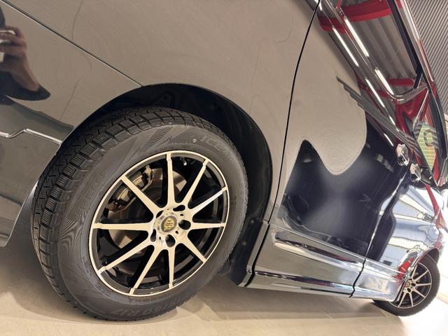 ヴェルファイア ２．５Ｚ　Ｇエディション　魔裟斗モデル　サンルーフ　後席モニター　デジタルインナーミラー　シートヒーター＆ベンチレーション　両側Ｐスラドア　Ｂカメラ　ＥＴＣ　クリアランスソナー　パワーシート　オットマン　社外１７インチＡＷ（52枚目）