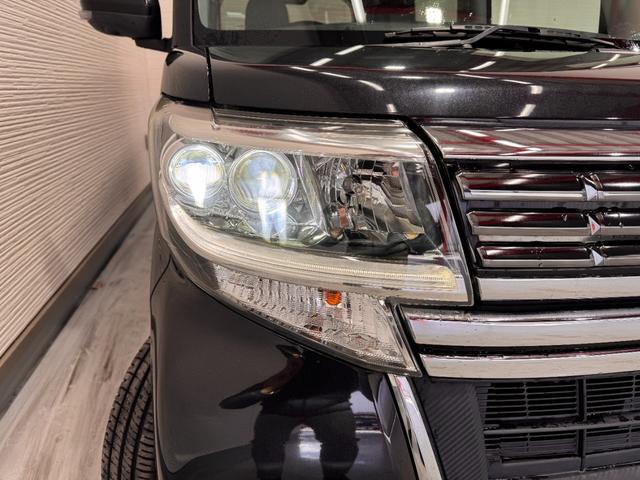 タント カスタムＸ　トップエディションリミテッドＳＡＩＩＩ　アラウンドビューモニター　純正ナビ　ＥＴＣ　Ｂカメラ　両側パワースライドドア　シートヒーター　衝突軽減ブレーキ　Ｐセンサー　アイドリングストップ　オートハイビーム　純正１４インチＡＷ　ＬＥＤヘッド（32枚目）