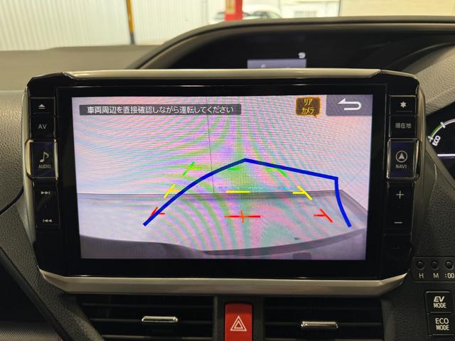 ヴォクシー ハイブリッドZS 煌III ALPINE11インチナビ フリップダウンモニター 両側パワースライドドア 両席シートヒーター ETC バックカメラ クリアランスソナー レーンアシスト クルコン エンジンスターター ハーフレザー(11枚目)