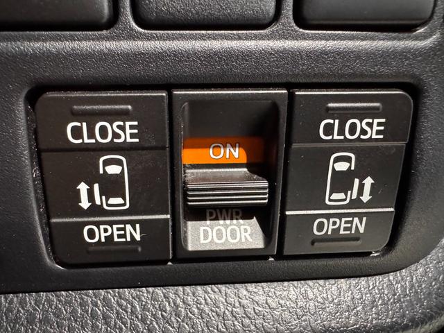 ヴォクシー ハイブリッドZS 煌III ALPINE11インチナビ フリップダウンモニター 両側パワースライドドア 両席シートヒーター ETC バックカメラ クリアランスソナー レーンアシスト クルコン エンジンスターター ハーフレザー(15枚目)