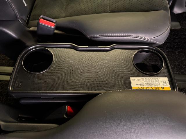 ヴォクシー ハイブリッドZS 煌III ALPINE11インチナビ フリップダウンモニター 両側パワースライドドア 両席シートヒーター ETC バックカメラ クリアランスソナー レーンアシスト クルコン エンジンスターター ハーフレザー(68枚目)