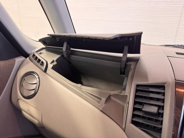 パレット リミテッドＩＩ　ストラーダナビ　両側パワースライドドア　ＥＴＣ　バックカメラ　ＨＩＤヘッドライト　Ｂｌｕｅｔｏｏｔｈ　フルセグＴＶ　フルフラットシート　オートライト　プッシュスタート　スマートキー　ＤＶＤ　ＣＤ（50枚目）