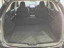 ラゲッジルームは、大容量のスペースを確保。普段のお買い物からレジャーまで、幅広く活躍してくれます!また、リアシートを倒すことでバリエーション豊かにお使いいただけます。