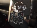 気温に合わせて直感的に操作することで、車内をいつでも快適に保てます。
