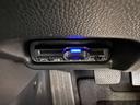 Ｌパッケージ　純正ナビ　ＥＴＣ　バックカメラ　クルーズコントロール　ハーフレザーシート　Ｂｌｕｅｔｏｏｔｈ　テレビ　ＤＶＤ　ＣＤ　社外１５インチＡＷ　ＬＥＤヘッドライト　プッシュスタート　スマートキー（13枚目）