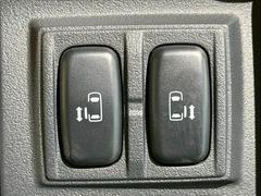 ��ξ¦�ѥ���饤�ɥɥ��ۥ��ޡ��ȥ����䱿ž�ʤΥ����å��Ǹ���ξ¦���饤�ɥɥ��γ��Ĥ���ǽ����ư�������Ϥ�����ƥɥ��򳫤���ɬ�פ�̵���������ʤ����ͤǤ��ñ�˳����Ĥ�Ǥ���Ŭ�Ǥ��� 6